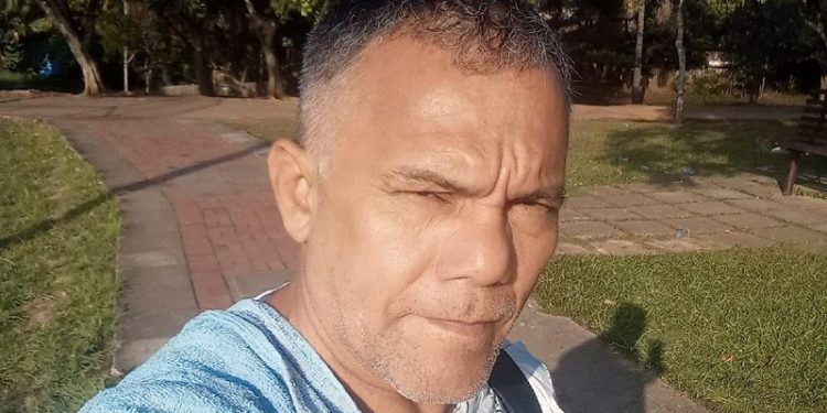 Acusado de importunação sexual na Ufac é agredido por supostos membros organização criminosa em Rio Branco