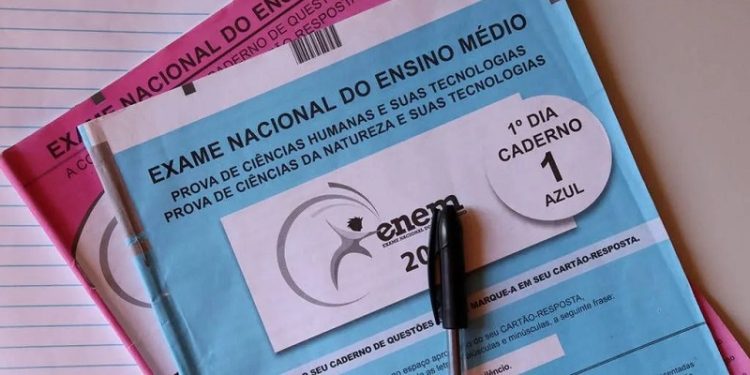 Notas do Enem podem ser usadas em universidades no Brasil e no exterior; saiba como