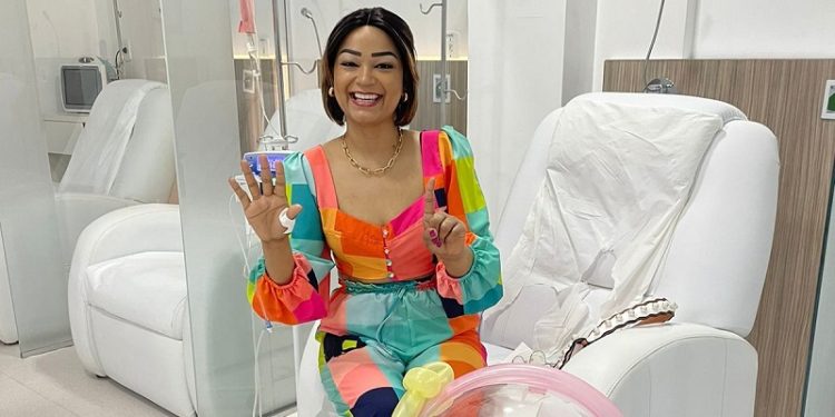 Acreana que venceu câncer de mama vai lançar livro no final deste mês de outubro para ajudar outras mulheres