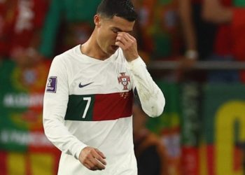 Cristiano Ronaldo pode ser punido com 100 chicotadas no Irã por adultério; entenda