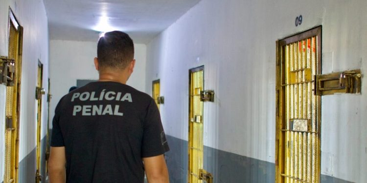 Instituto de Administração Penitenciária do Acre publica portaria sobre normas para porte de arma de fogo