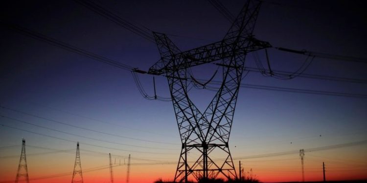 Conta de energia elétrica no Acre vai sofrer aumento de 20% a partir de dezembro