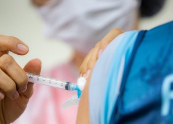 Campanha de vacinação contra Influenza e Covid-19 acontece neste sábado em Rio Branco