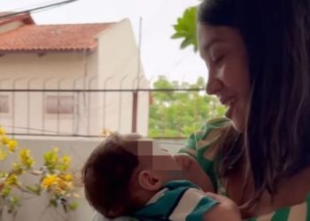 “Como eu sonhei com esse dia”, diz mãe de Arthur Gael após primeira noite do filho em casa