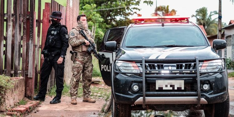 Operação da Polícia Civil com objetivo de retirar criminosos de circulação prende mais de 50 pessoas no Acre