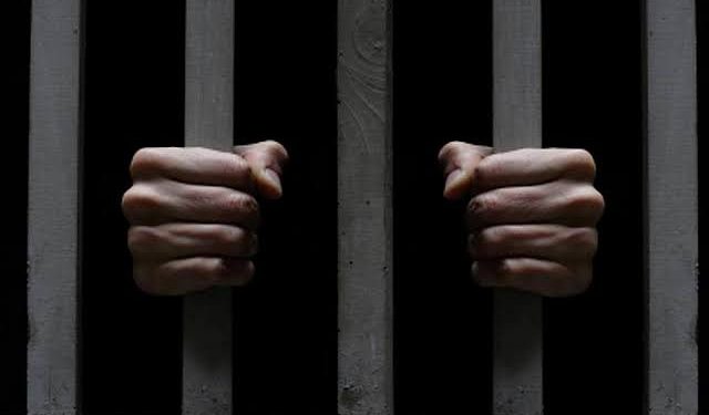 Homem que matou esposa na frente dos nove filhos foi condenado a  mais de 19 anos de prisão no Acre