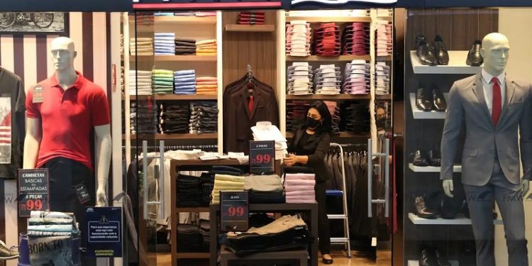 Procon explica o que fazer para a troca de presentes do Natal