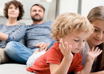 PL propõe que menores de 12 anos sejam proibidos a possuir conta em rede social