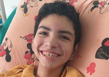 Mãe de aluno com paralisia cerebral diz que escola de Rio Branco esqueceu de chamar o filho para formatura