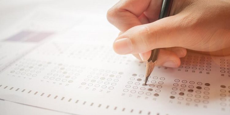 Município no Acre lança processo seletivo da educação com 49 vagas; salários de R$ 3,5 mil