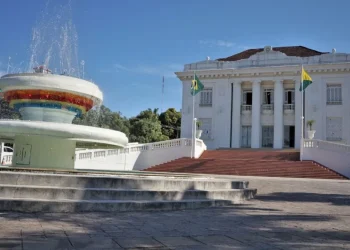 Governo do Acre estabelece nova jornada de trabalho para órgãos administrativos