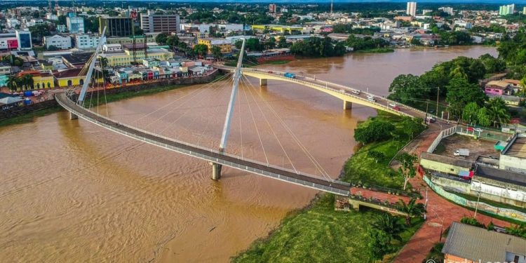 Rio Acre se aproxima da cota de alerta com 11,22 metros nesta segunda-feira