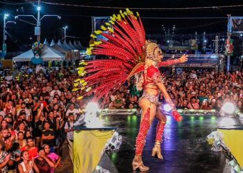 Cerca de 15 bandas se apresentam nas cinco noites do Carnaval da Família, em Rio Branco