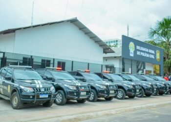 Motorista suspeito de atropelar e matar homem se entrega à polícia, em Cruzeiro do Sul