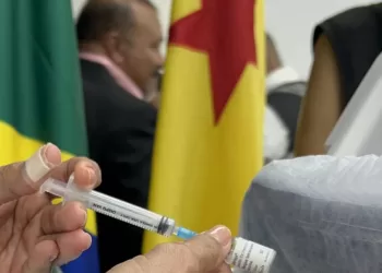 Vacinação contra dengue: Acre é o primeiro estado do Norte a iniciar campanha