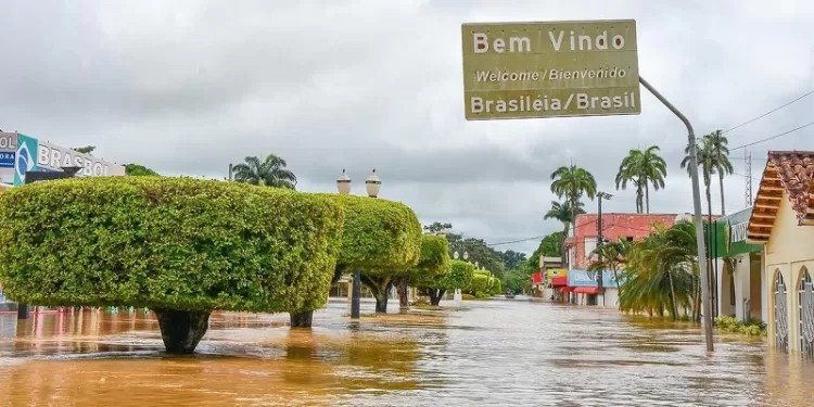 Em Brasiléia, Rio Acre registra 15,08m e está a menos de meio metro de atingir nível histórico