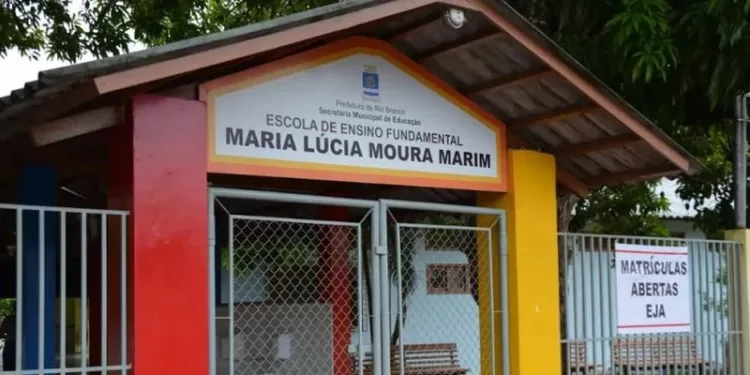 Devido enchente, Bocalom suspende aulas da rede municipal de Rio Branco