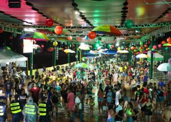 Em entrevista, Jorge Viana afirma que fazer dois carnavais em Rio Branco é “um erro”