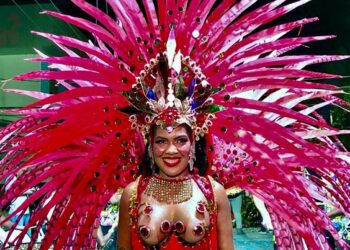 Rainha do Carnaval 2024 afirma ter sofrido com palavras de ódio: ‘Muito julgamento’