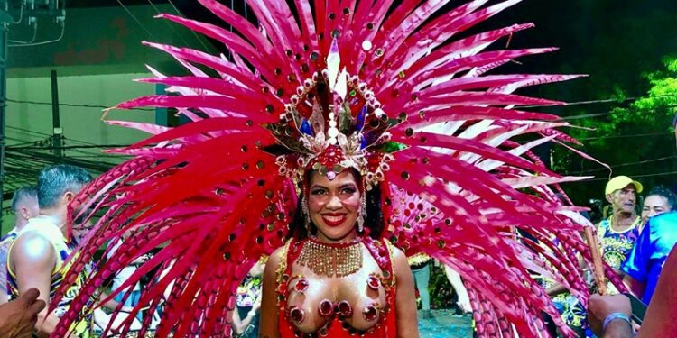 Rainha do Carnaval 2024 afirma ter sofrido com palavras de ódio: ‘Muito julgamento’