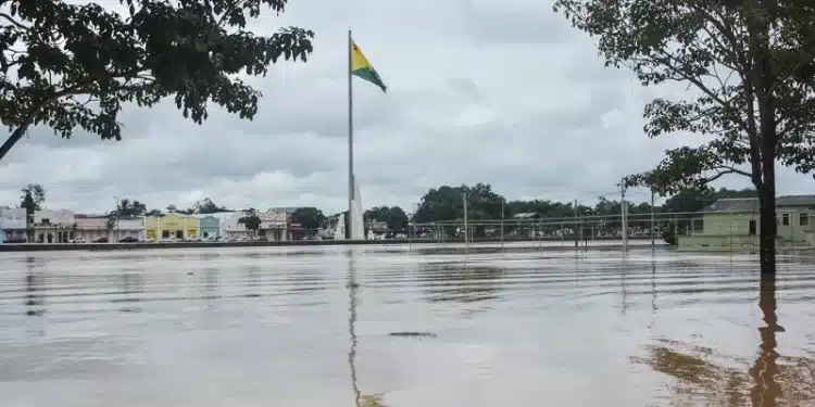 Procon Acre divulga recomendações para evitar preços abusivos durante enchentes