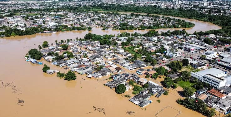 Após quase 18 metros, Rio Acre apresenta sinais de vazante com 17,76