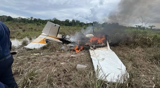 Vítimas em estado grave da queda de avião no Acre vão ser transferidas para tratamento em Minas Gerais