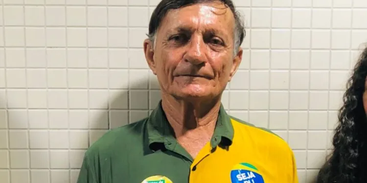 “Se eu tiver que ser preso novamente, serei”, diz sósia de Bolsonaro no Acre em apoio ao ex-presidente