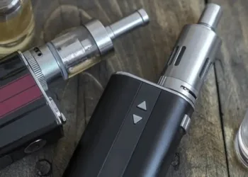 Anvisa discute nesta sexta regulamentação de cigarro eletrônico