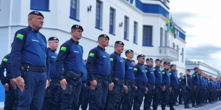Acre tem quatro vezes menos policiais do que deveria ter, afirma Associação de Militares
