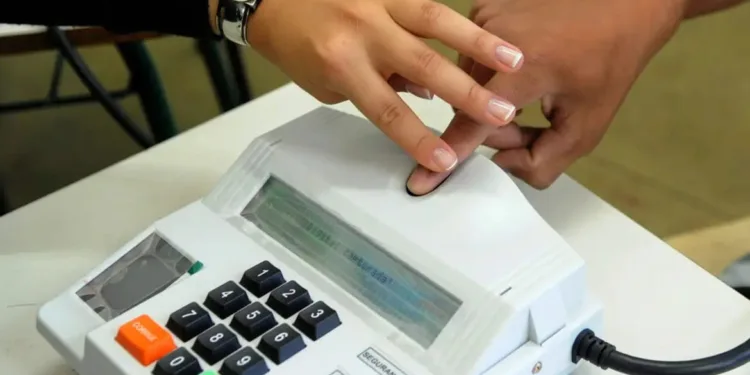 Prazo para regularizar título pela internet termina nesta segunda
