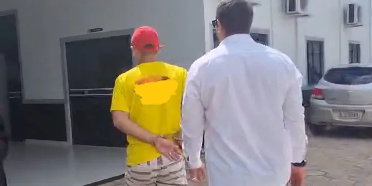 Pai suspeito de abandono e maus-tratos a filhos é preso em  Rio Branco