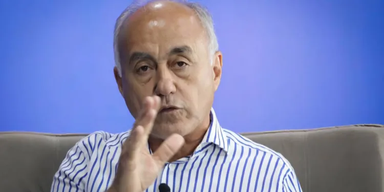 Bocalom realiza mudança na gestão das secretarias de SASDH e SMCCI; entenda