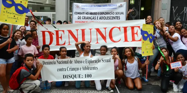 Disque 100 recebe duas denúncias por hora de estupro de vulneráveis