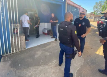 Veterinário sem habilitação é encaminhado a delegacia por supostos maus-tratos com animais no AC