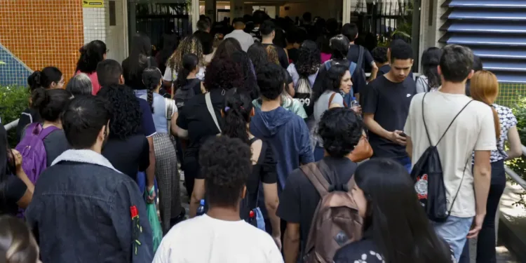 Prazo para adesão ao Desenrola Fies é prorrogado até 31 de agosto