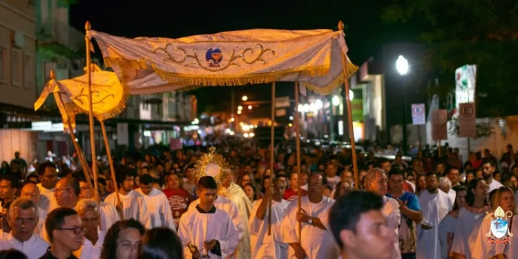 Corpus Christi é celebrado com missa e tradicional procissão nesta quinta-feira, em Rio Branco