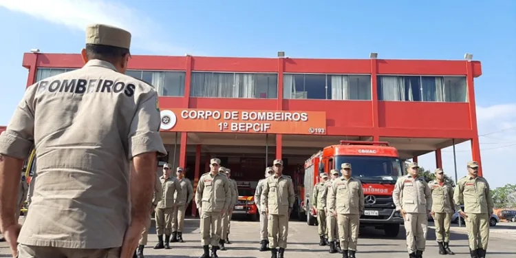 Gladson Cameli coloca Corpo de Bombeiros do Acre à disposição do governo gaúcho