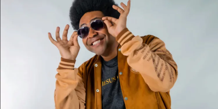 Thalles Roberto é confirmado como principal atração da noite gospel da Expoacre 2024