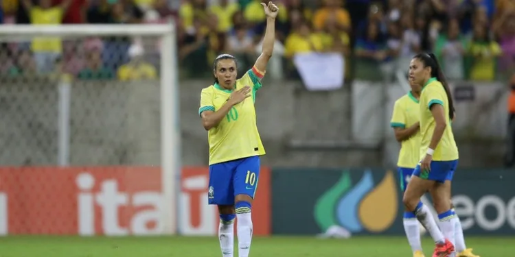 Após goleada, seleção brasileira feminina enfrenta Jamaica nesta terça-feira (4)