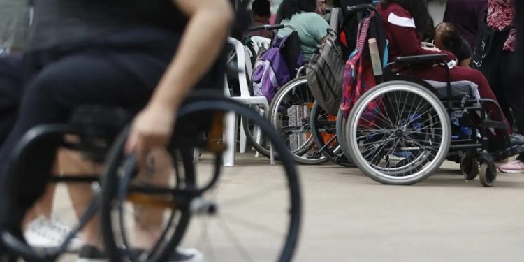 Governo vai abrir 15 centros para cuidado da pessoa com deficiência