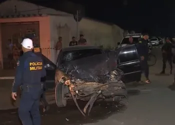 Colisão entre viatura da PM e veículo Gol deixa cinco feridos em Rio Branco