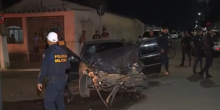 Colisão entre viatura da PM e veículo Gol deixa cinco feridos em Rio Branco