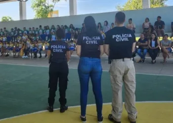 Em Cruzeiro do Sul, Polícia Civil participa de palestra sobre bullying, injúria racial e racismo