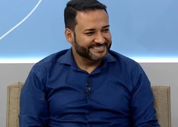 Secretário de Educação do Acre fala sobre o maior concurso público do estado durante entrevista