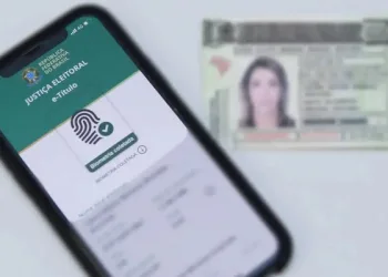 Eleitor precisa baixar e-Título até este sábado