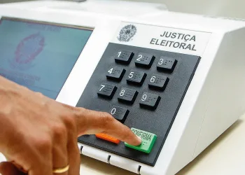 Nove urnas são substituídas por questões técnicas no Acre durante eleições municipais de 2024