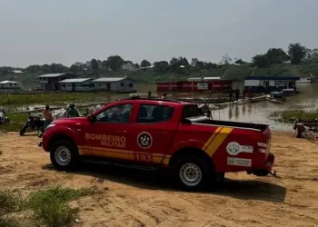 Criança de 3 anos morre afogada durante comemoração no Rio Juruá, em Cruzeiro do Sul