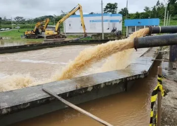 Em Rio Branco, prefeitura substitui bombas de captação para melhorar distribuição de água