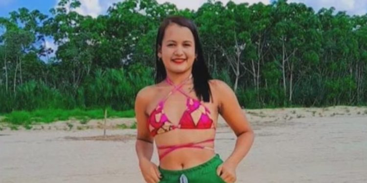 Tentativa de feminicídio: jovem é atacada com 15 facadas pelo ex-companheiro em Tarauacá